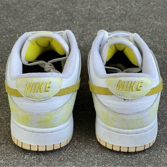 Dunk Low “Yellow Strike” - Picture 7 of 13